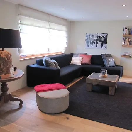 Appartement Swissalpschalet Timber 4-5